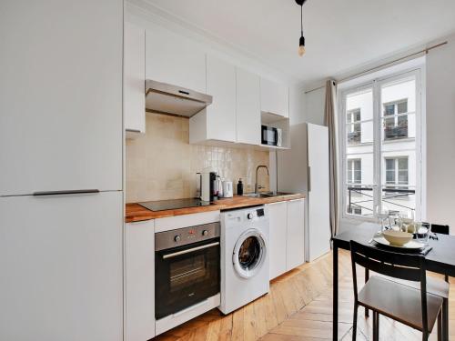 Charming flat near Grands Boulevards