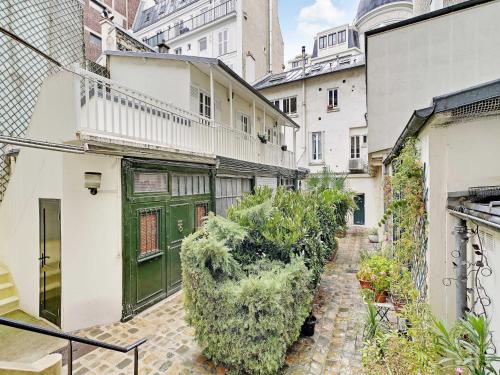 Charming flat 1BDR 2P - Ternes NIEL