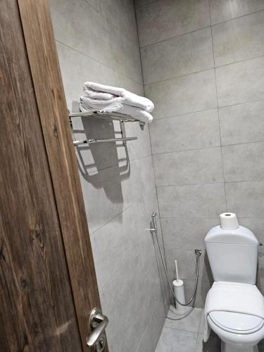 الشقق الفاخرة Modern Apartments of 3 Bedrooms 5 minutes to Haram