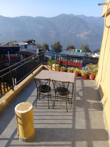 Uma vista da montanha tirada do hotel 