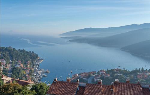 Cozy Apartment In Rabac With House Sea View