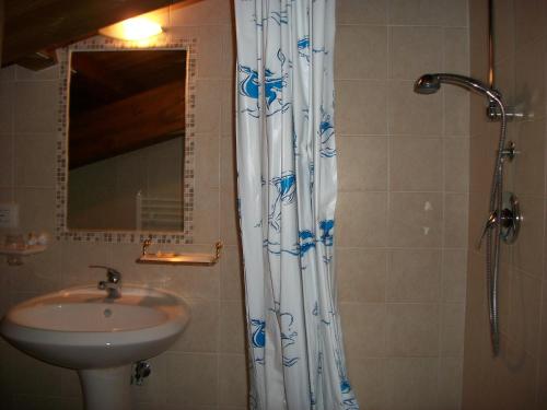 Un baño de Agriturismo PrimErio