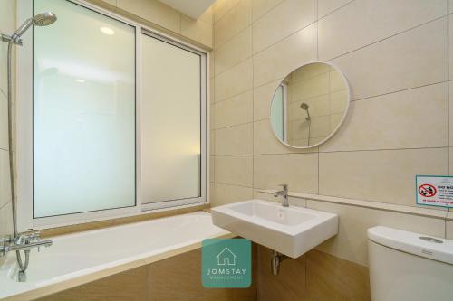 Koupelna v ubytování JOMSTAY Octagon Ipoh Suites