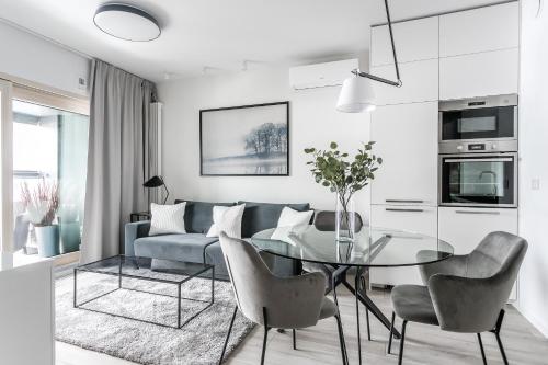 P&O Apartments Mennica Residence II