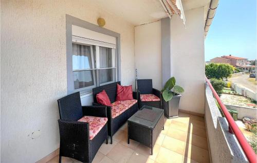 Gorgeous Apartment In Medulin With Wifi