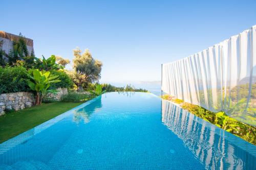 Πισίνα στο ή κοντά στο Seaview Faralya