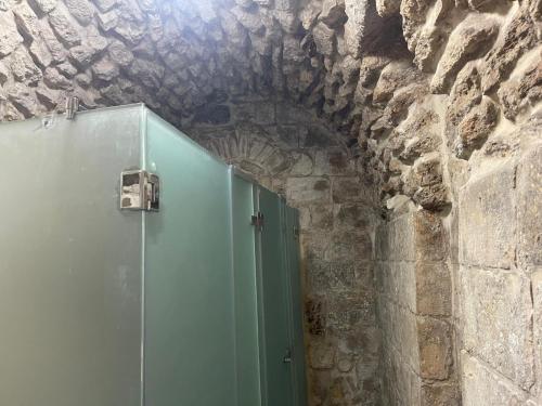 Foto da galeria de Bab El-Silsileh Hostel em Jerusalém