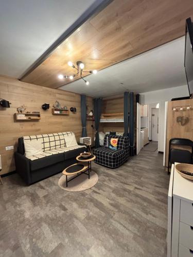 Studio cosy 5 personnes aux pieds des pistes.