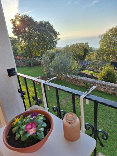 Peaceful apartment with beautiful sea view