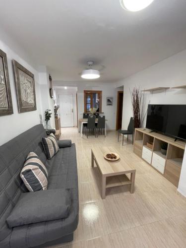 Apartamento a estrenar en primera línea de playa en Magic World Marina Dor