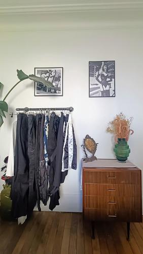 Sunny & stylish 2-bedroom in Viet-Namese district