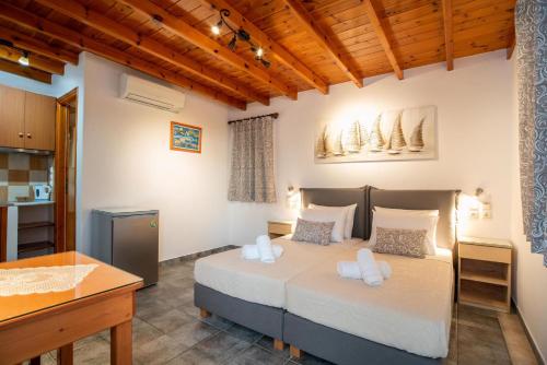 Standard Double Room Village-Mountain View Second Floor