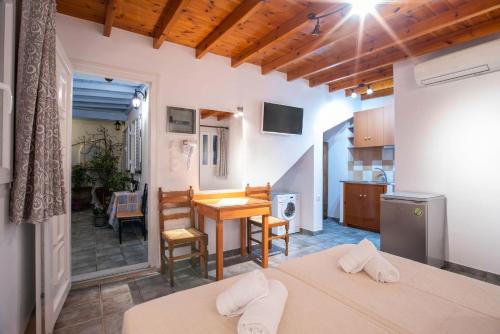 Standard Double Room Village-Mountain View Second Floor
