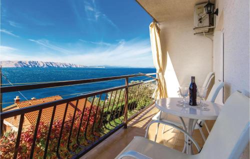 3 Bedroom Stunning Apartment In Senj