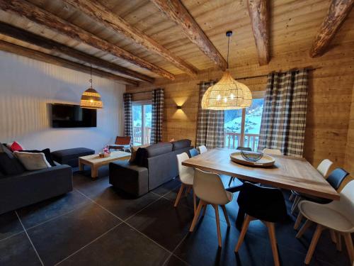 Chalet 4 chambres, confort moderne, Arêches-Beaufort - FR-1-342-331