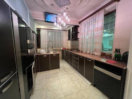 Dapur atau dapur kecil di Happy home guest house Armenia