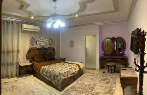 Postel nebo postele na pokoji v ubytování Luxury 3 bedrooms apartment for rent in a sheikh zayed compound