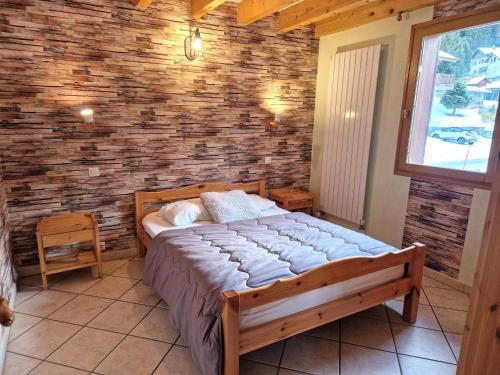 Photo de la galerie de l'établissement Duplex spacieux 14 pers, WiFi, parking, skis, Valfréjus - FR-1-265-342, à Modane