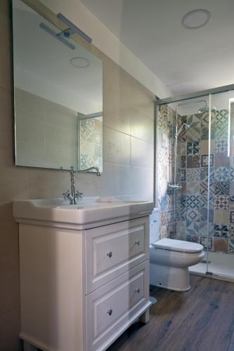 Ένα μπάνιο στο Villas Morera