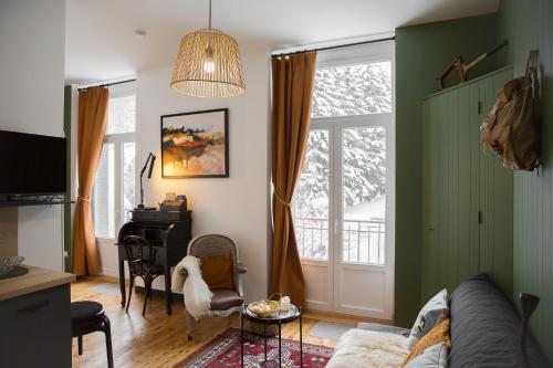 Nid douillet avec balcon et vue montagne Mt Dore