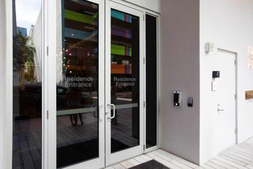 Exclusive Condo w Beautiful City Views and Full Amenities! photo 40