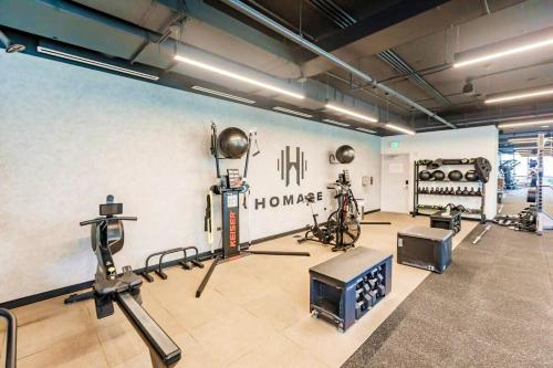 Exclusive Condo w Beautiful City Views and Full Amenities! photo 35