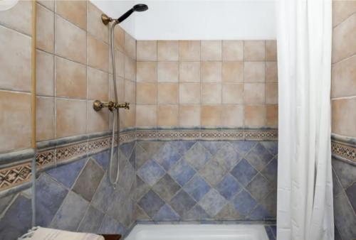 Et badeværelse på Casa Rural Los Hidalgos