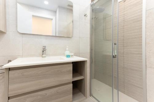 4A MTR - Marbella Temporary Rent Moderno Apartamento 2 dormitorios Av del Mar