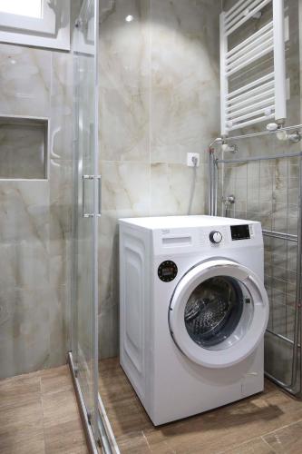 Ioanna Apartments Luxury Studio 2