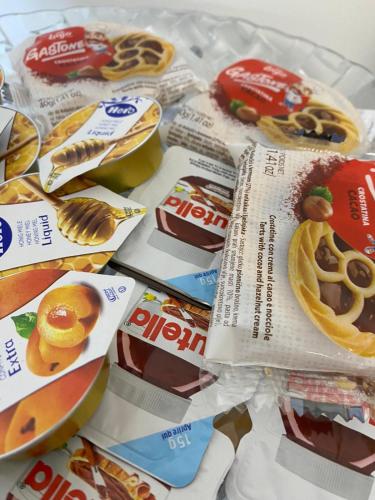 Φαγητό σε αυτό το διαμέρισμα ή κάπου εκεί κοντά