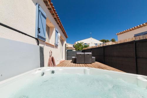 \"\"Villa One\"\" 80 m2 avec Jacuzzi