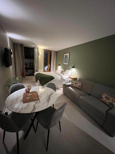 Quartierlatin apartment