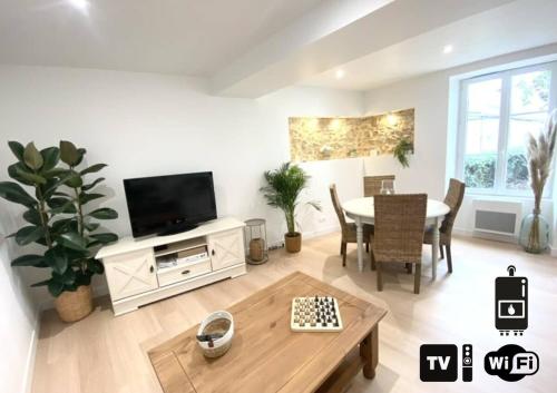 \"Les Magnolias\" Charmante maison de 4 chambres pour 4 à 8 personnes