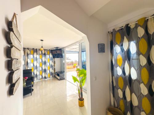 Modern 3BR Villa Heated Pool &Sea View Costa Adeje