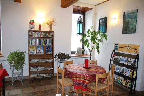 Biblioteca en la posada u hostería