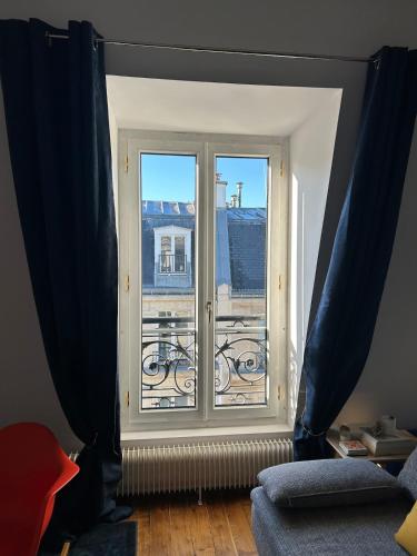 Photo de la galerie de l'établissement Large 4 bright rooms, à Paris