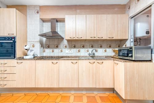 Centrally located temporary, very spacious Pataconabluerentals