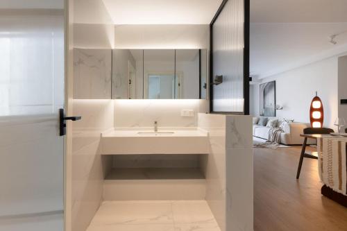 上海Eastern Hub - Bund Branch 3-Bedroom Near Yuyuan Garden, Nanjing Road with Shanghai Tower Views, Near Subway的相册照片