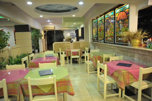 Εστιατόριο ή άλλο μέρος για φαγητό στο Anseli Hotel