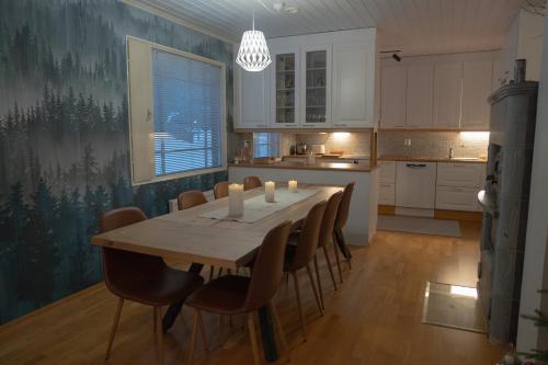 Køkken eller tekøkken på Villa Metso At Rovaniemi