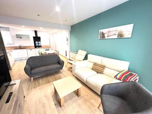 CLOSE TO GRAN VIA Centro familiar con Wifi by Apartamentos Logrono