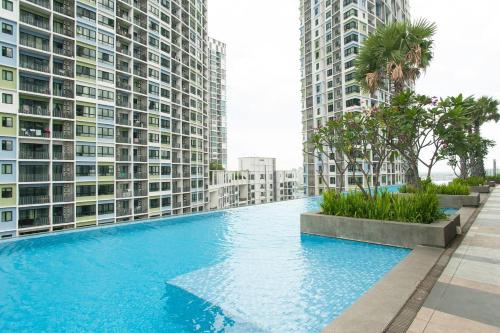 Бассейн в I-City Luxury Condominiums, Shah Alam - Smarthome или поблизости