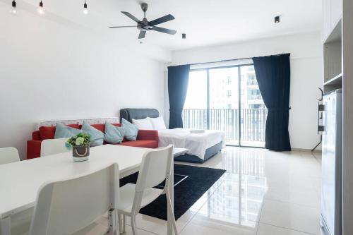 Кровать или кровати в номере I-City Luxury Condominiums, Shah Alam - Smarthome
