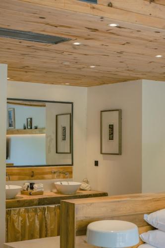 Fotografie z fotogalerie ubytování Kaichen Puju Hot Spring Village Resort Hotel v destinaci Deqing