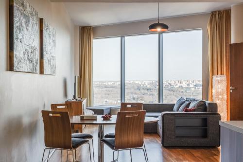 Χώρος καθιστικού στο Revalia Tornimäe Amazing Views Premium Apartments