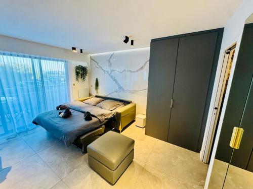 Beautiful Cannes Beachfront Apartment 4 pers photo 7