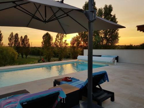 C'est la vie là ! Jolie maison avec piscine