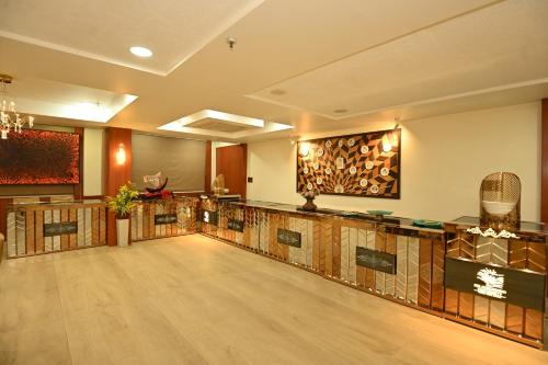 Restoran atau tempat lain untuk makan di Indore International Convention Center