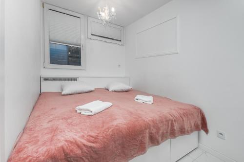 Aleja Jana Pawła II 20 B by Homeprime