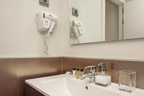 Luxury apartments in Barrio Palacio photo 33